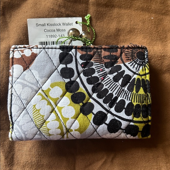 Vera Bradley Cocoa Moss Kisslock Wallet NWT - Picture 2 of 7